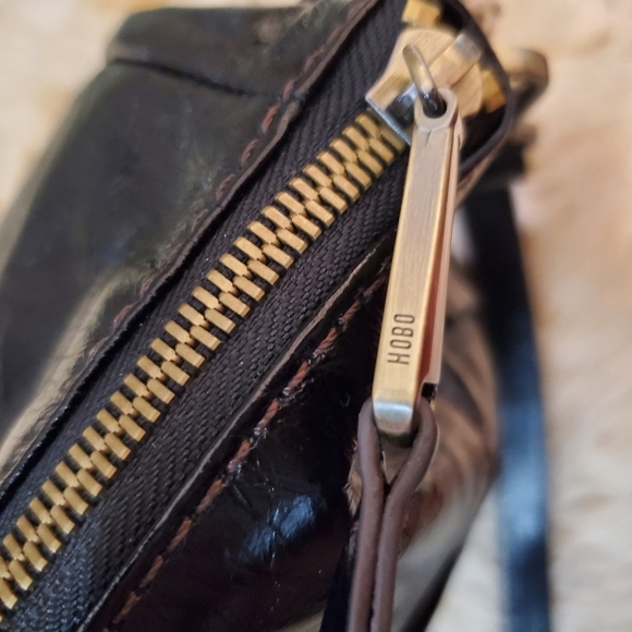 HOBO Sheila Medium Top handle Crossbody Shoulder Satchel Black Leather. - Picture 11 of 16